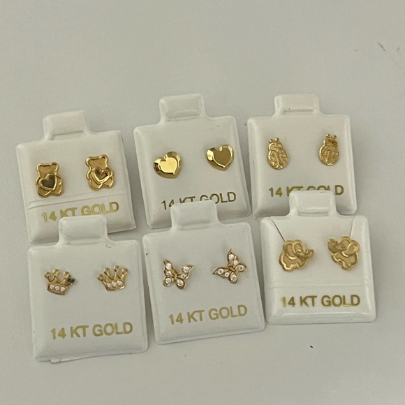 Real 14k Gold Stud Earrings - Picture 6 of 9